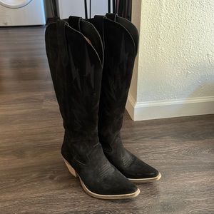 Dingo Black Thunder Road Boots size 8